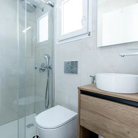 2 Charming In Americas *